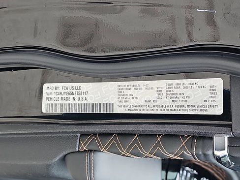 Used 2022 Jeep Grand Cherokee Summit image 40