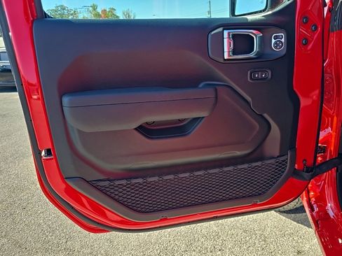 New 2026 Jeep Wrangler Sport S image 12