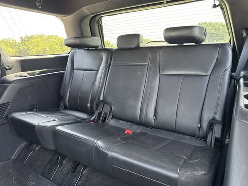 Used 2020 Ford Expedition XLT w/ Equipment Group 202A RWD image 24