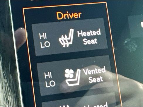 Used 2020 Jeep Grand Cherokee Summit image 22