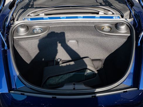 Certified 2025 Porsche 718 Boxster Spyder RS RWD image 24