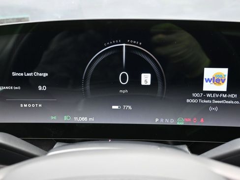 Used 2024 Lucid Air Grand Touring image 20