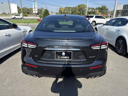 Used 2022 Maserati Ghibli Modena Q4 image 5