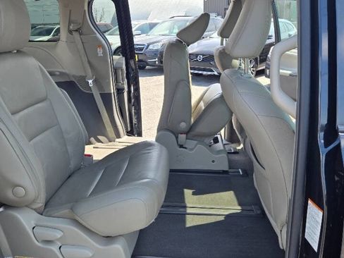 Used 2019 Toyota Sienna XLE AWD/4WD image 15