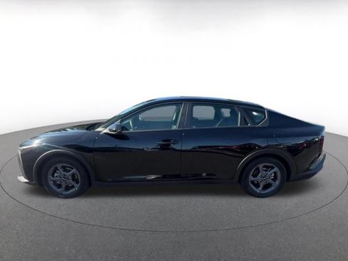 Used 2025 Kia K4 FWD image 9