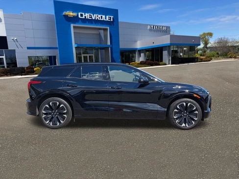 Used 2024 Chevrolet Blazer EV RS RWD image 27