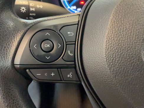 Certified 2025 Toyota RAV4 XLE AWD/4WD image 17
