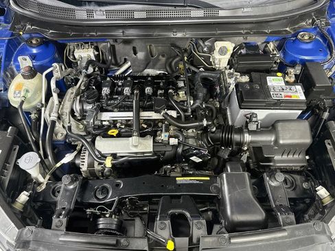 Used 2022 Nissan Kicks SV FWD image 10