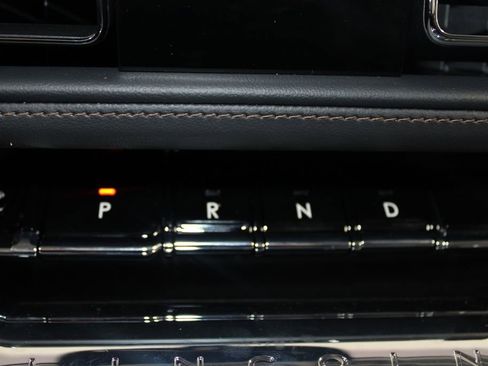 New 2025 Lincoln Aviator 2WD w/ Jet Appearance Package image 44