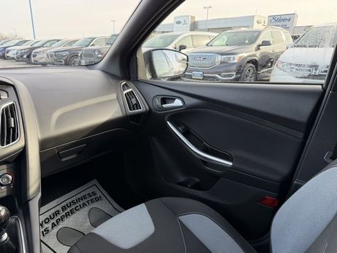 Used 2017 Ford Focus ST image 16