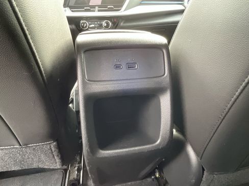 Used 2024 Chevrolet Trax LT image 23