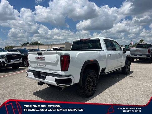New 2026 GMC Sierra 2500 Denali w/ Denali Reserve Package AWD/4WD image 7