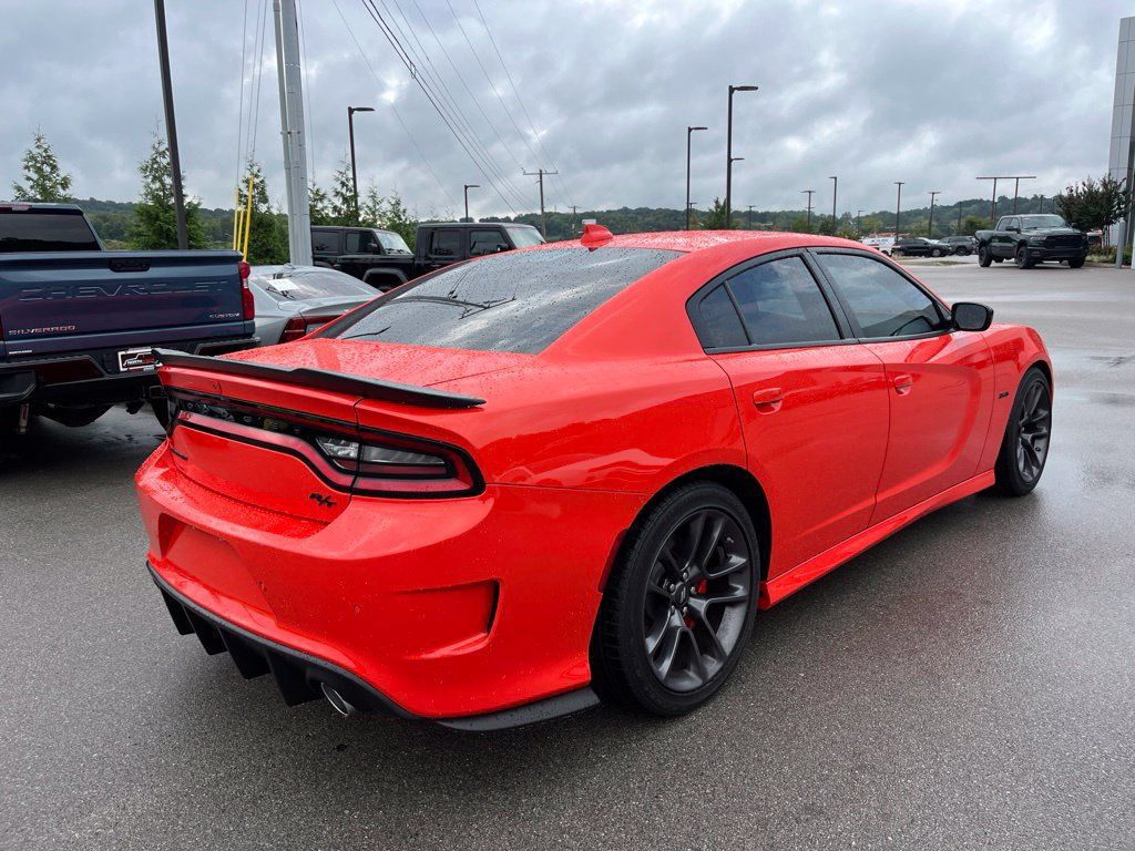 Used 2023 Dodge Charger R/T w/ Plus Group RWD image 5