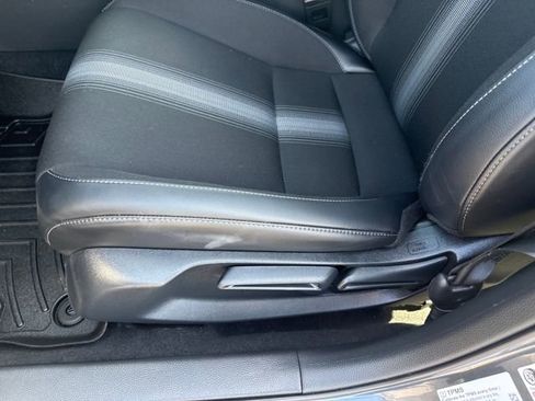 Certified 2025 Honda Civic Sport image 10