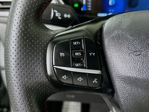 Used 2024 Ford Escape ST-Line FWD image 16