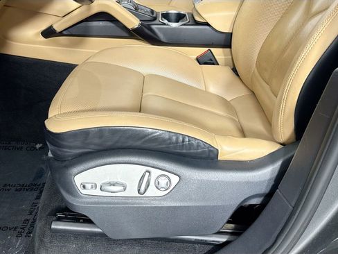 Used 2016 Porsche Cayenne S image 24