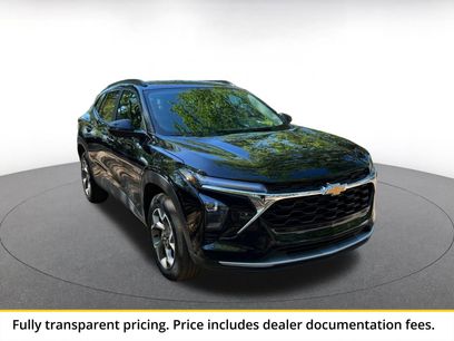 Used 2025 Chevrolet Trax LT
