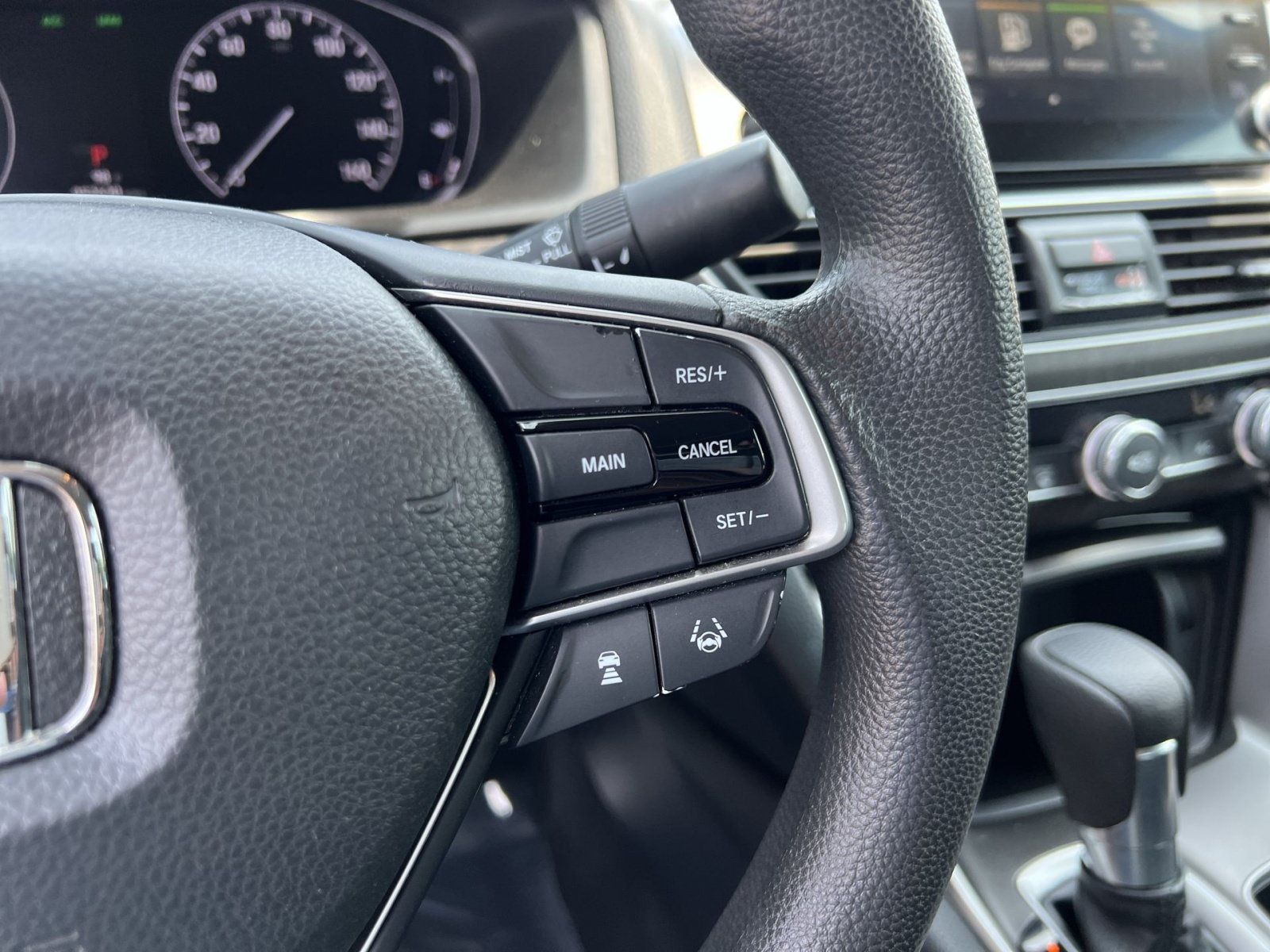 Used 2019 Honda Accord EX image 29