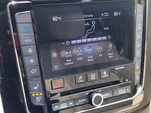 Used 2021 INFINITI QX80 Sensory w/ All-Season Package AWD/4WD image 25