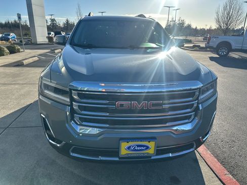 Used 2023 GMC Acadia SLT AWD/4WD image 7