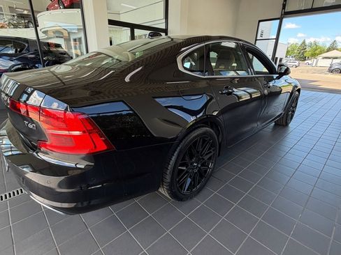 Used 2017 Volvo S90 T6 Momentum w/ Vision Package AWD/4WD image 3