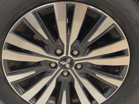 Used 2020 Mitsubishi Outlander SE FWD image 31