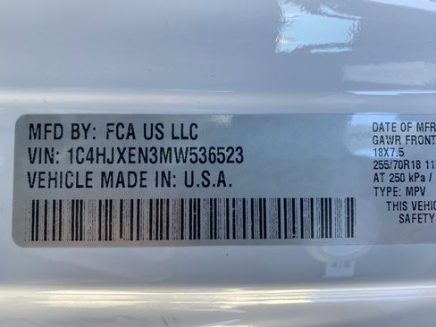 Used 2021 Jeep Wrangler Unlimited Sahara image 36