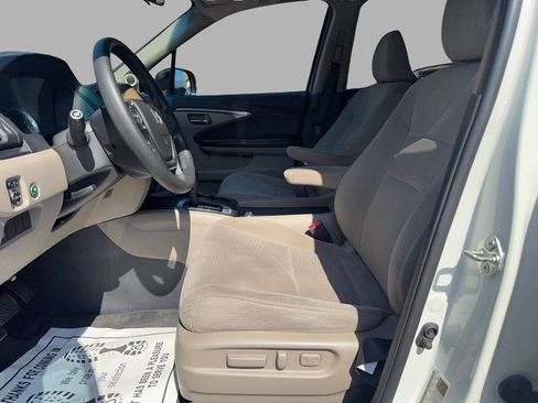 Used 2016 Honda Pilot EX image 11