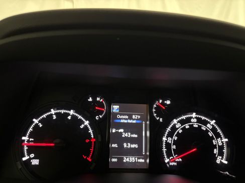 Used 2023 Toyota 4Runner SR5 Premium w/ Moonroof Package image 23