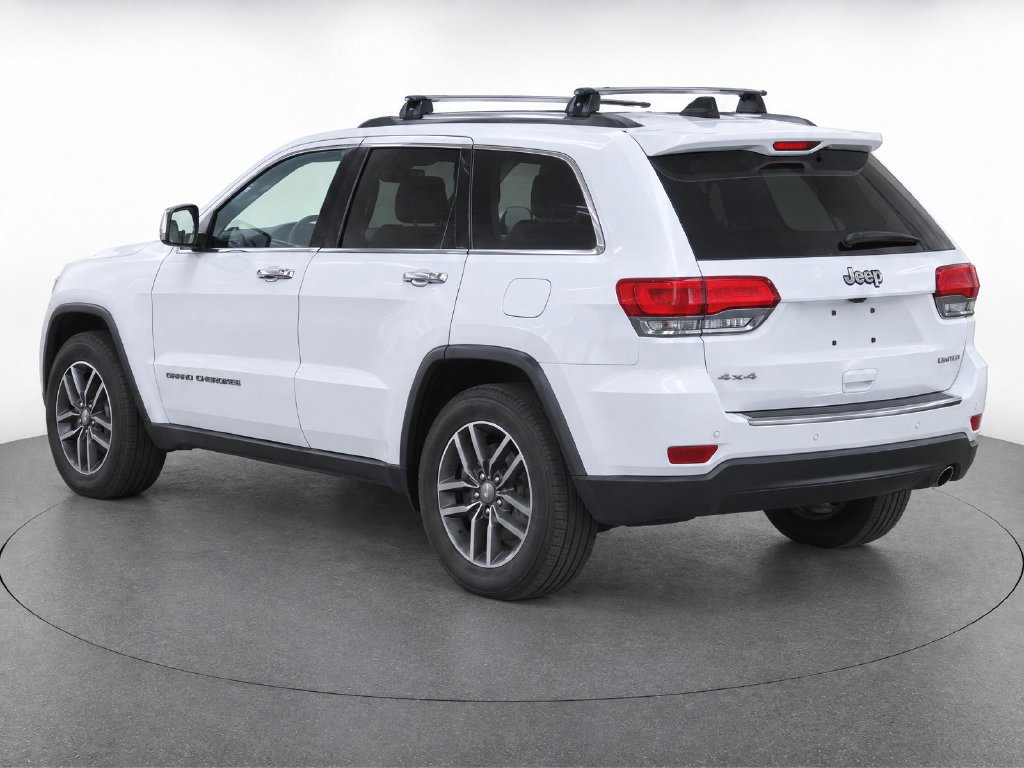 Used 2018 Jeep Grand Cherokee Limited w/ Luxury Group II AWD/4WD image 3
