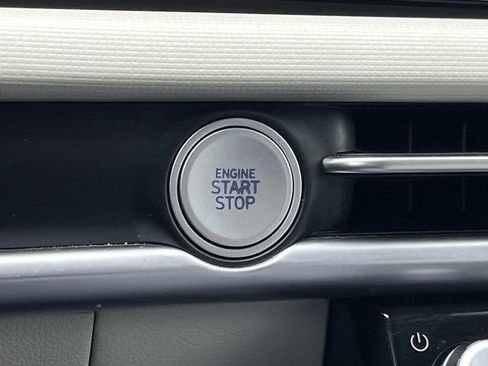 Certified 2025 Hyundai Tucson SEL FWD image 31