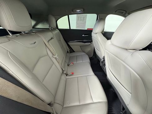 Used 2019 Cadillac XT4 Luxury image 40