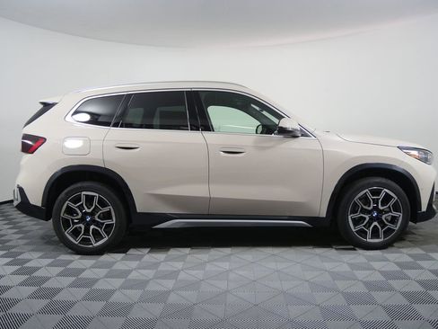 New 2026 BMW X1 xDrive28i image 2