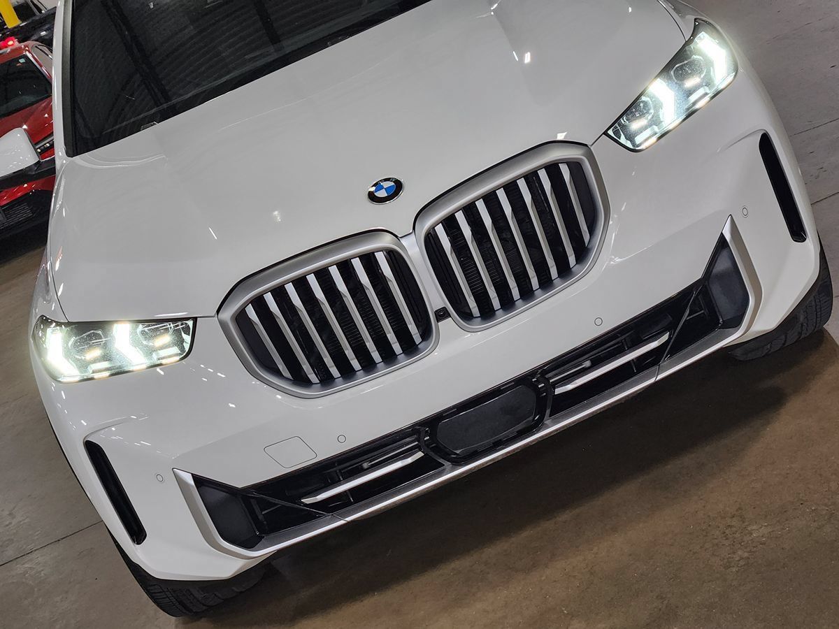 Used 2024 BMW X5 xDrive40i w/ Premium Package AWD/4WD image 19