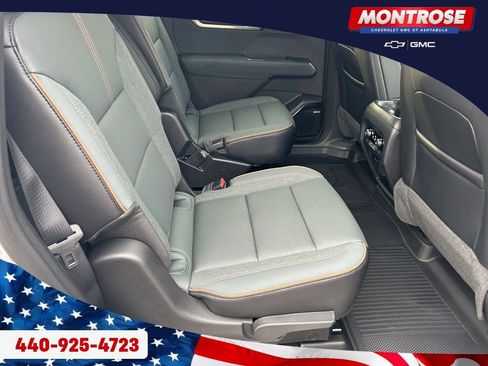 New 2026 GMC Acadia AT4 image 29