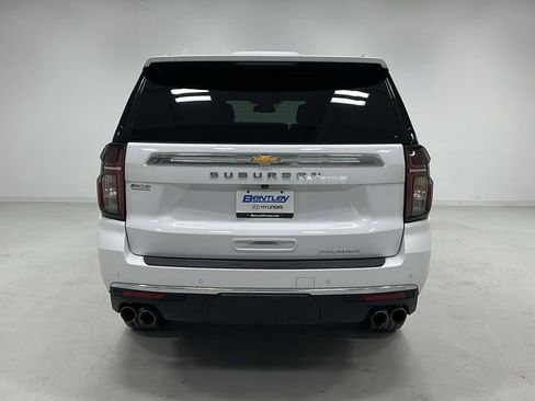 Used 2023 Chevrolet Suburban Premier AWD/4WD image 4