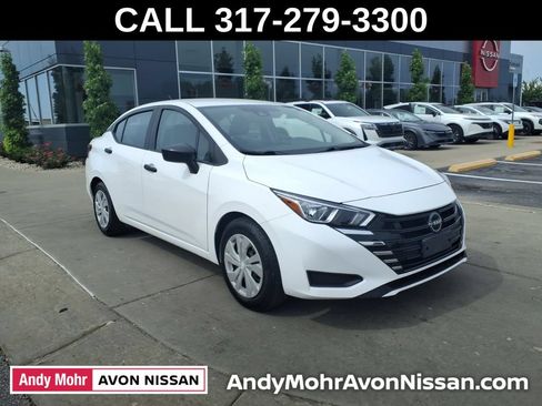 Used 2023 Nissan Versa S FWD image 2