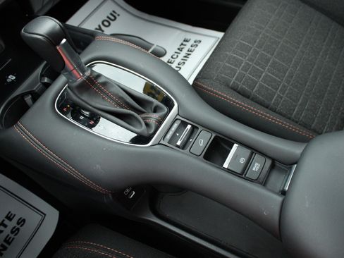 Used 2026 Honda HR-V Sport image 40