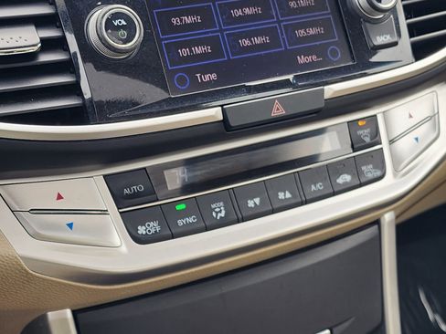 Used 2013 Honda Accord EX-L image 21