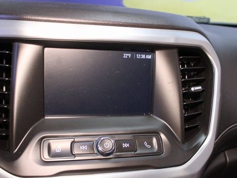 Used 2019 GMC Acadia SLE image 27