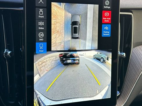 Certified 2026 Volvo XC60 B5 Plus w/ Protection Package Premier AWD/4WD image 22