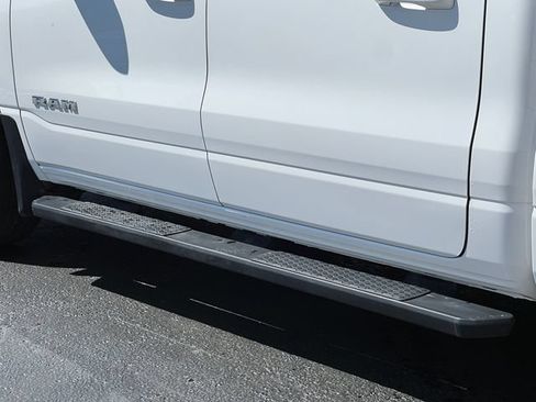 Used 2022 RAM 1500 Big Horn AWD/4WD image 11