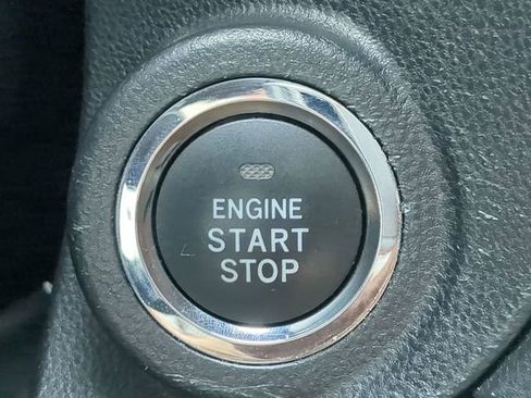 Used 2022 Subaru Outback Touring image 27