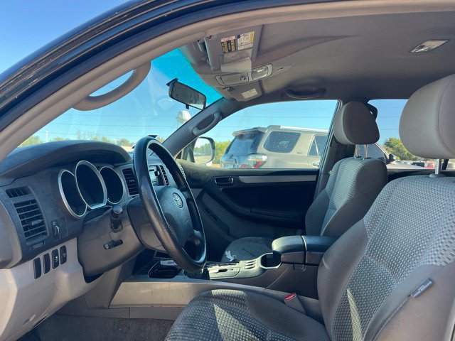 Used 2009 Toyota 4Runner SR5 RWD image 26