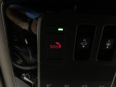 New 2025 Mitsubishi Outlander SE image 29