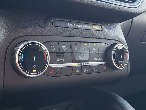 New 2026 Ford Escape ST-Line w/ Cold Weather Package AWD/4WD image 20