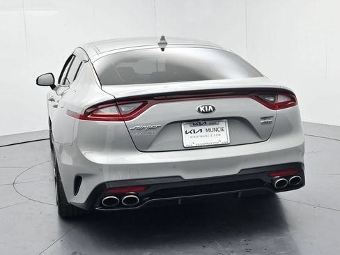 Used 2019 Kia Stinger GT2 AWD/4WD image 6