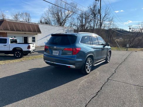 Used 2016 Honda Pilot Touring image 5