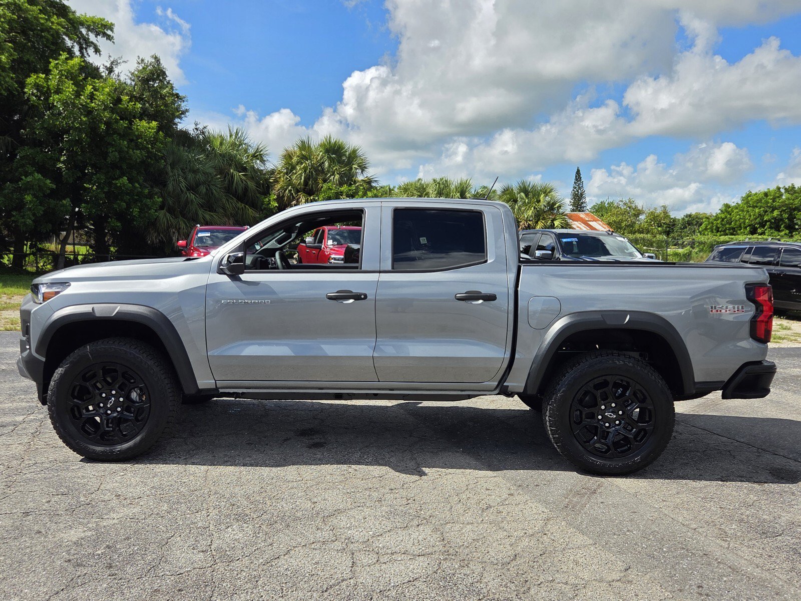 New 2026 Chevrolet Colorado Trail Boss AWD/4WD image 2