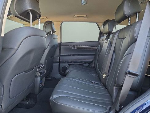 Used 2024 Genesis GV80 2.5T image 15